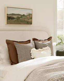 Abbendale Houndstooth Pillow Cover