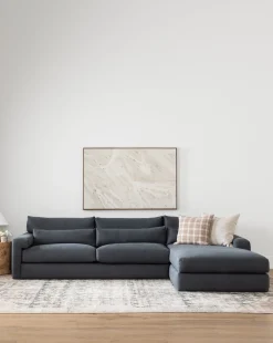 Beckstead Chaise Sectional 128