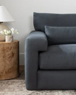 Beckstead Chaise Sectional 128