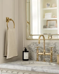 Cassidy Waffle Hand Towel