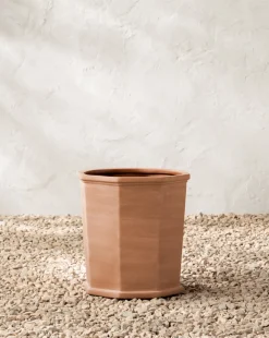 Dempsey Terracotta Pot