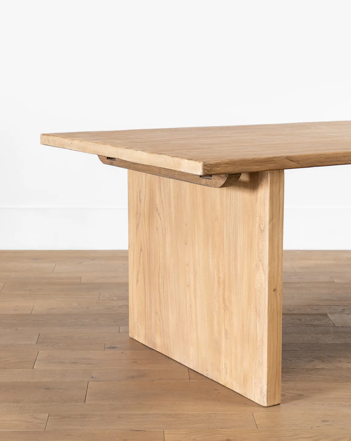 Dillon Extension Dining Table