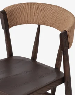 Hallow Chair