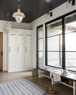 Henry Industrial Hanging Light