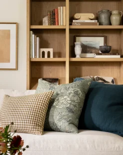 Lavinia Pillow Cover