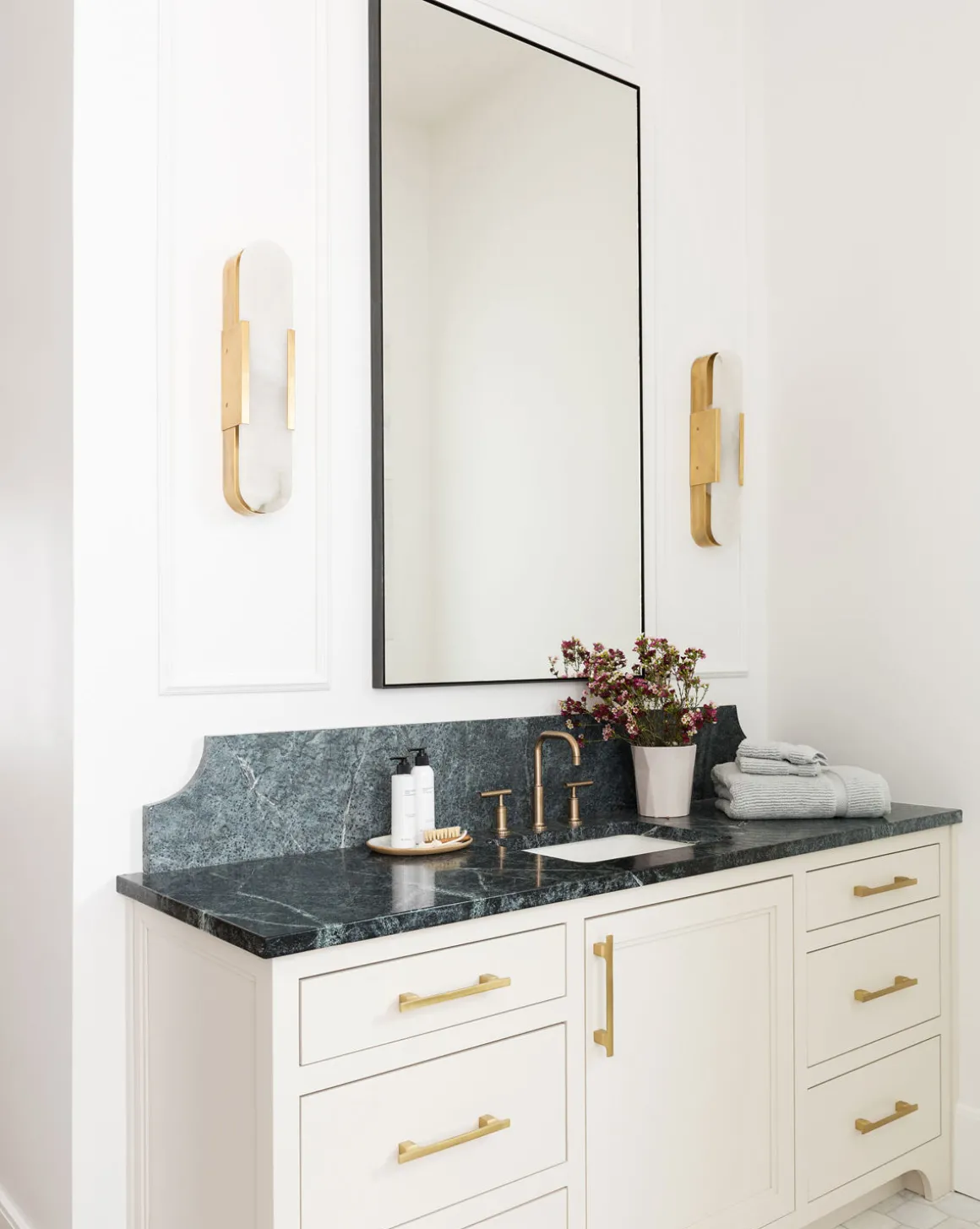 Melange Elongated Sconce