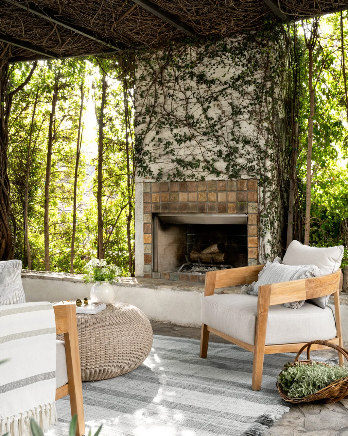 Vento Teak Outdoor Lounge Chair