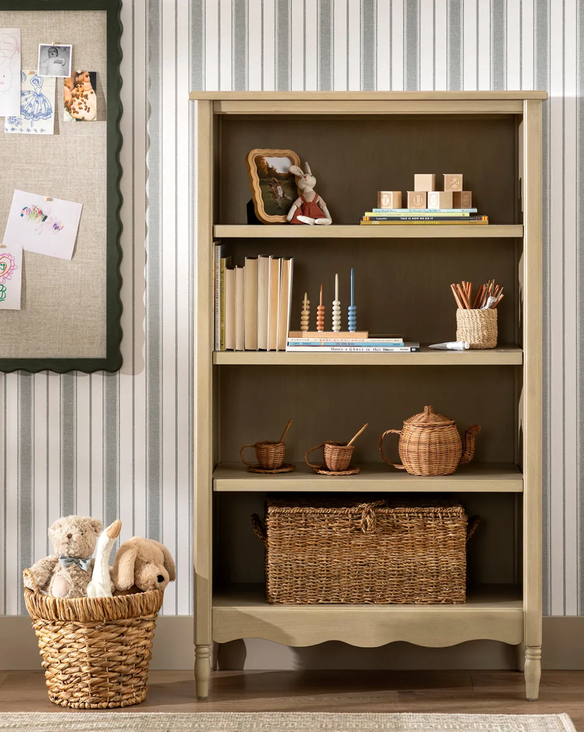 Water Hyacinth Baskets with Handles (Set of 2)